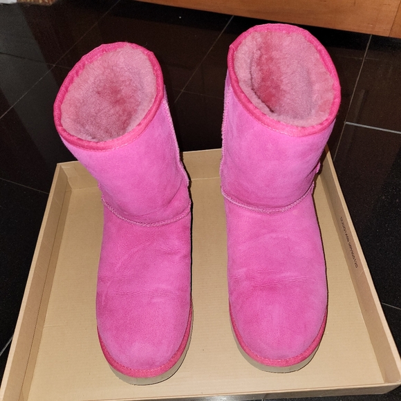 Classic Short | UGG Australia - Picture 4 of 7